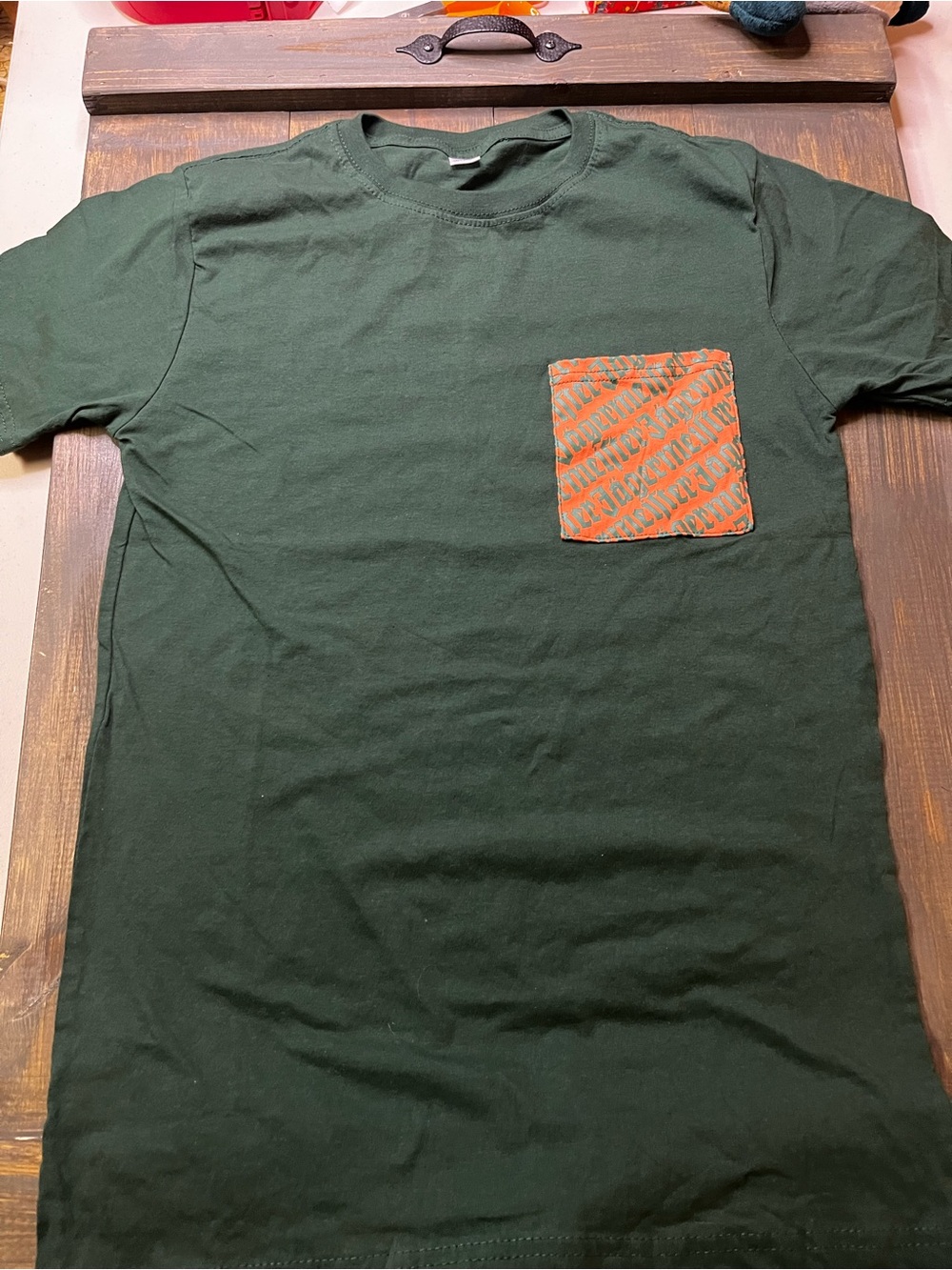 Jagermeister T-Shirt Men S Green Graphic Pocket Logo EUC